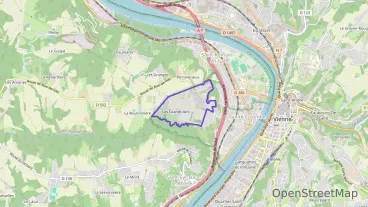 Maison 90 m² trois pièces à vendre à Sainte-Colombe Maison 90 m² trois pièces à vendre à Sainte-Colombe