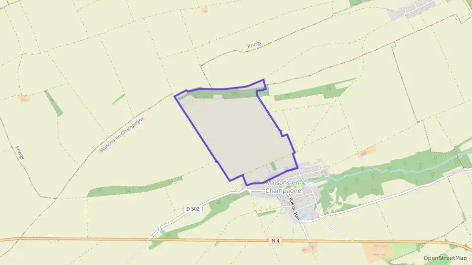 Maison 100 m² quatre pièces à vendre à Maisons-en-Champagne Maison 100 m² quatre pièces à vendre à Maisons-en-Champagne