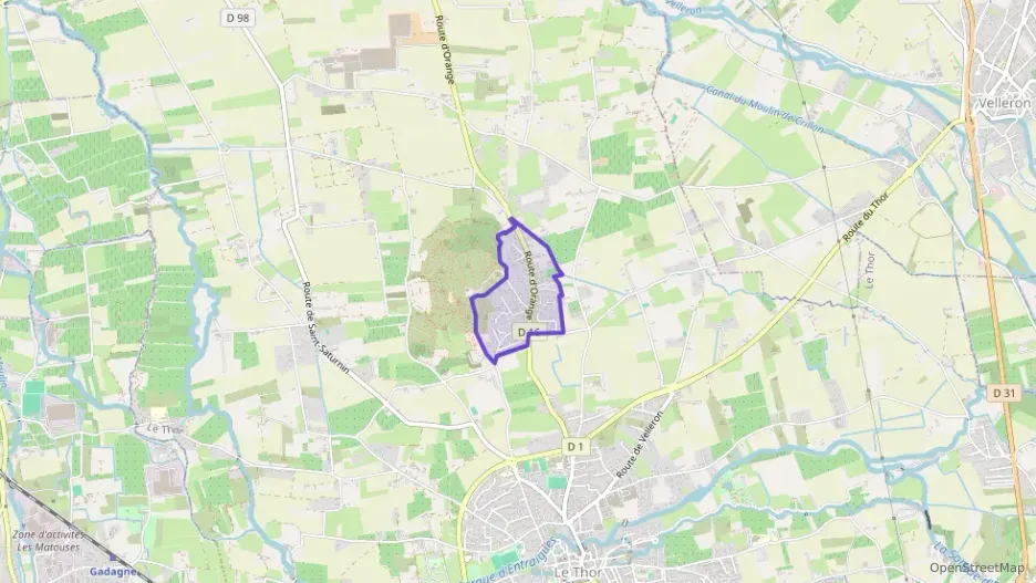 Maison 90 m² quatre pièces à vendre à Le Thor Maison 90 m² quatre pièces à vendre à Le Thor