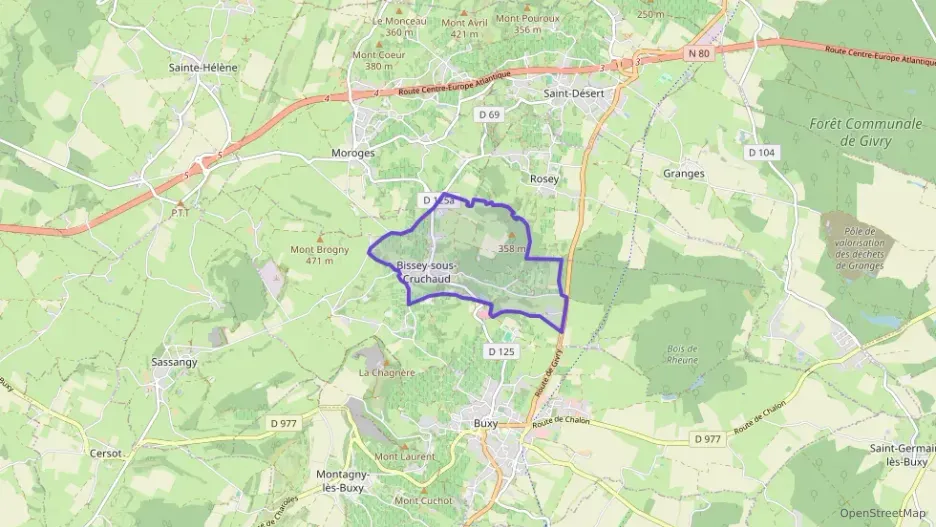 Maison 114 m² cinq pièces à vendre à Bissey-sous-Cruchaud Maison 114 m² cinq pièces à vendre à Bissey-sous-Cruchaud