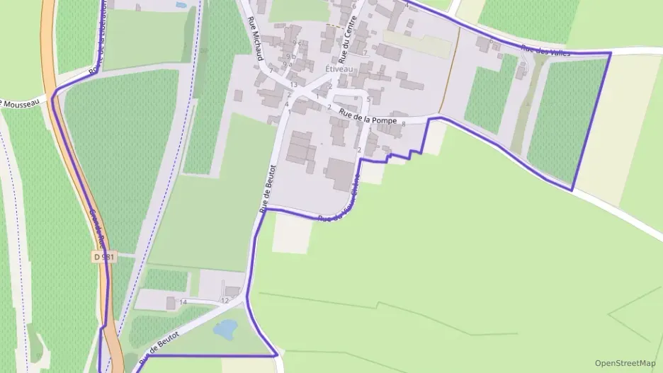 Maison 200 m² cinq pièces à vendre à Saint-Boil Maison 200 m² cinq pièces à vendre à Saint-Boil