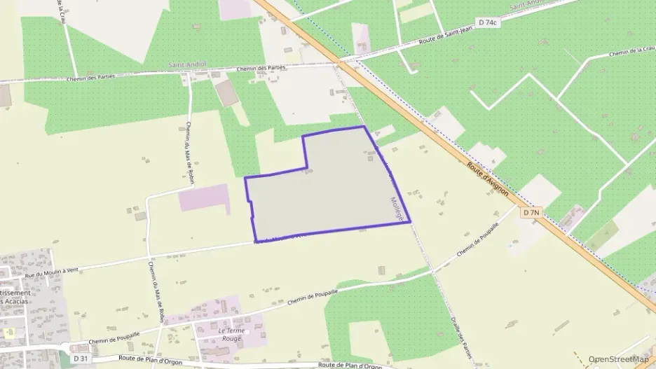 Maison 138 m² cinq pièces à vendre à Mollégès