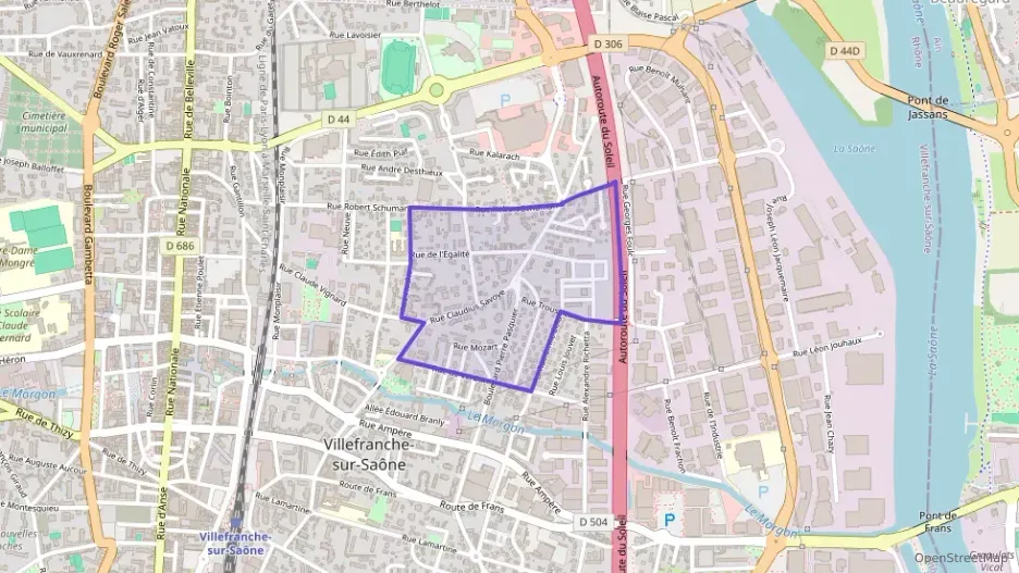 Maison 75 m² cinq pièces à vendre à Villefranche-sur-Saône Maison 75 m² cinq pièces à vendre à Villefranche-sur-Saône