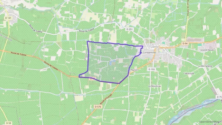 Maison 415 m² sept pièces à vendre à Tulette