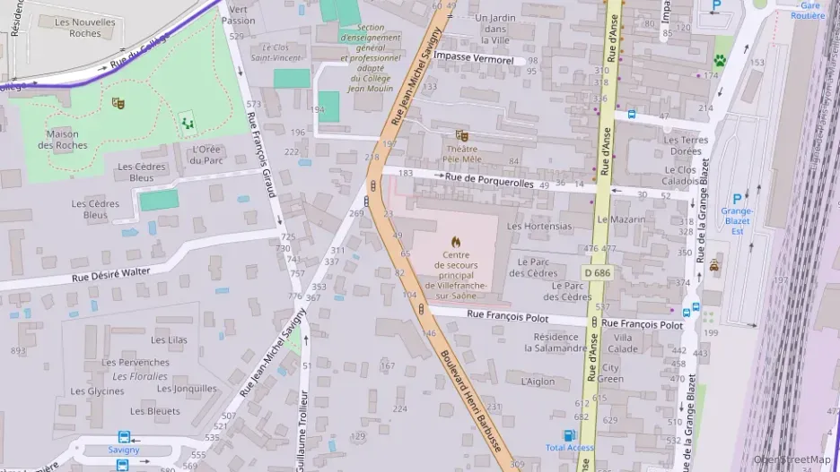 Maison 150 m² quatre pièces à vendre à Villefranche-sur-Saône Maison 150 m² quatre pièces à vendre à Villefranche-sur-Saône