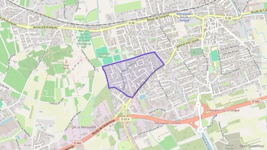 Maison 80 m² quatre pièces à vendre à Entraigues-sur-la-Sorgue Maison 80 m² quatre pièces à vendre à Entraigues-sur-la-Sorgue