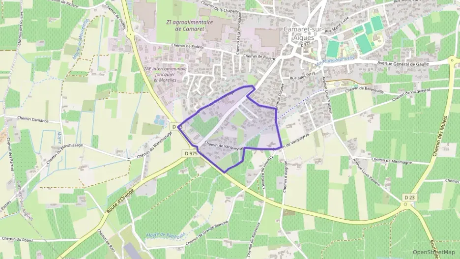 Maison 94 m² quatre pièces à vendre à Camaret-sur-Aigues Maison 94 m² quatre pièces à vendre à Camaret-sur-Aigues