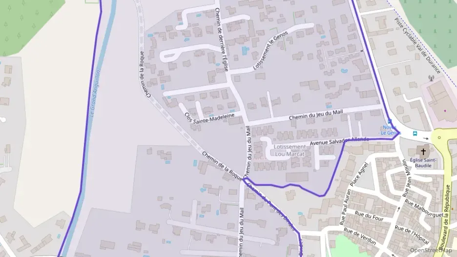 Maison 100 m² cinq pièces à vendre à Noves Maison 100 m² cinq pièces à vendre à Noves