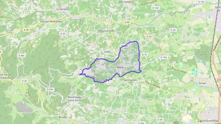 Maison 90 m² trois pièces à vendre à Blacé Maison 90 m² trois pièces à vendre à Blacé