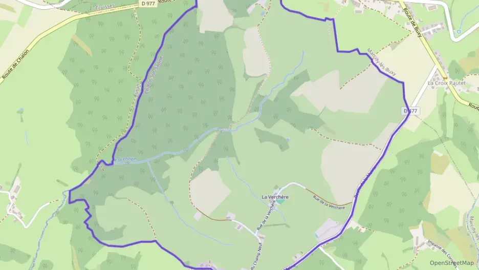 Maison 170 m² sept pièces à vendre à Saint-Martin-d`Auxy Maison 170 m² sept pièces à vendre à Saint-Martin-d`Auxy