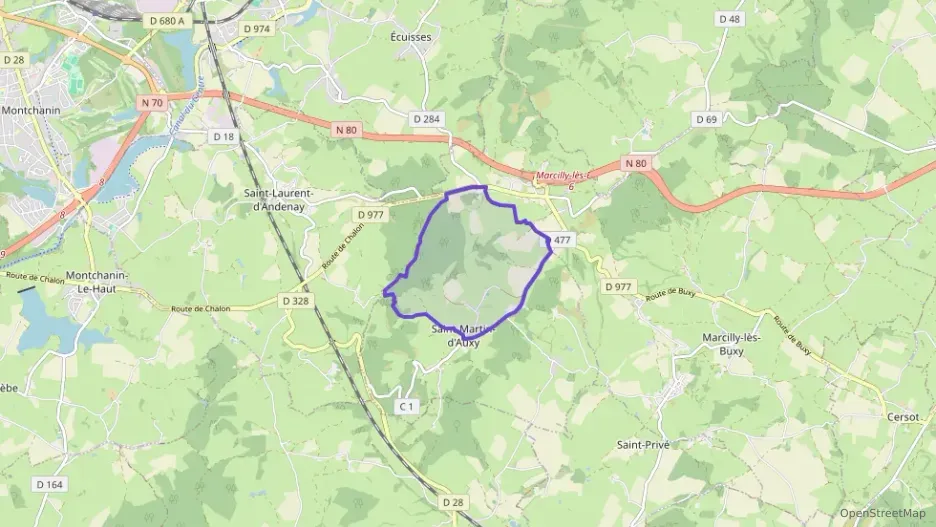 Maison 170 m² sept pièces à vendre à Saint-Martin-d`Auxy Maison 170 m² sept pièces à vendre à Saint-Martin-d`Auxy