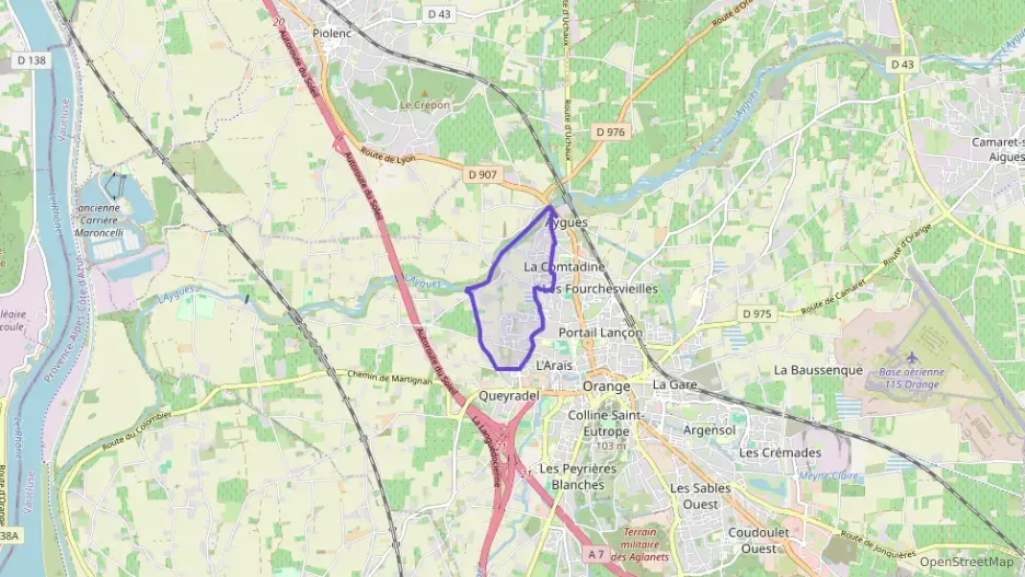 Maison 100 m² trois pièces à vendre à Orange Maison 100 m² trois pièces à vendre à Orange