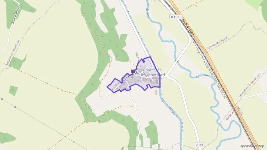 Maison 150 m² quatre pièces à vendre à Courcelles-lès-Montbard Maison 150 m² quatre pièces à vendre à Courcelles-lès-Montbard