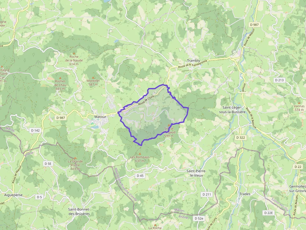 Maison 100 m² quatre pièces à vendre à Matour