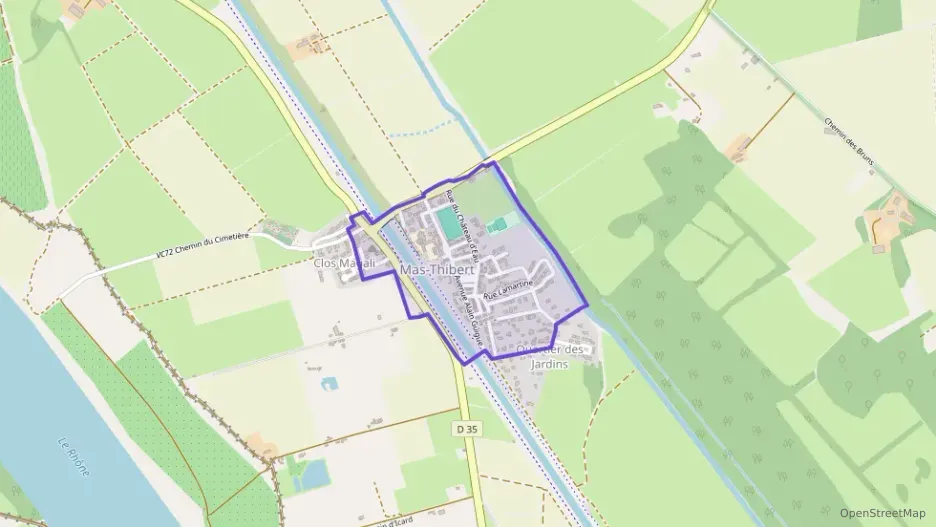 Maison 90 m² quatre pièces à vendre à Arles