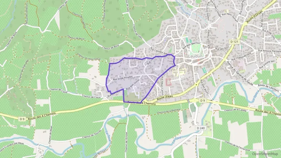 Maison 85 m² trois pièces à vendre à Laudun-l`Ardoise Maison 85 m² trois pièces à vendre à Laudun-l`Ardoise