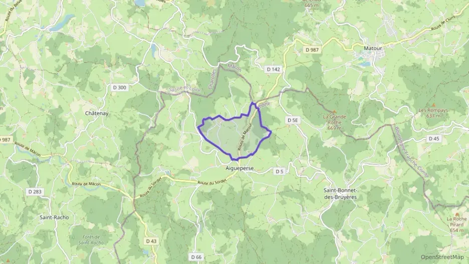 Maison 139 m² quatre pièces à vendre à Aigueperse Maison 139 m² quatre pièces à vendre à Aigueperse