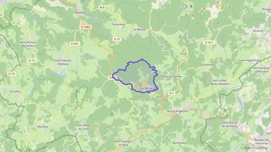 Maison 80 m² quatre pièces à vendre à La Versanne Maison 80 m² quatre pièces à vendre à La Versanne