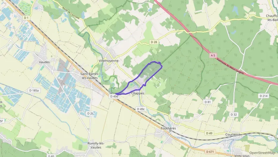 Maison 300 m² sept pièces à vendre à Chappes