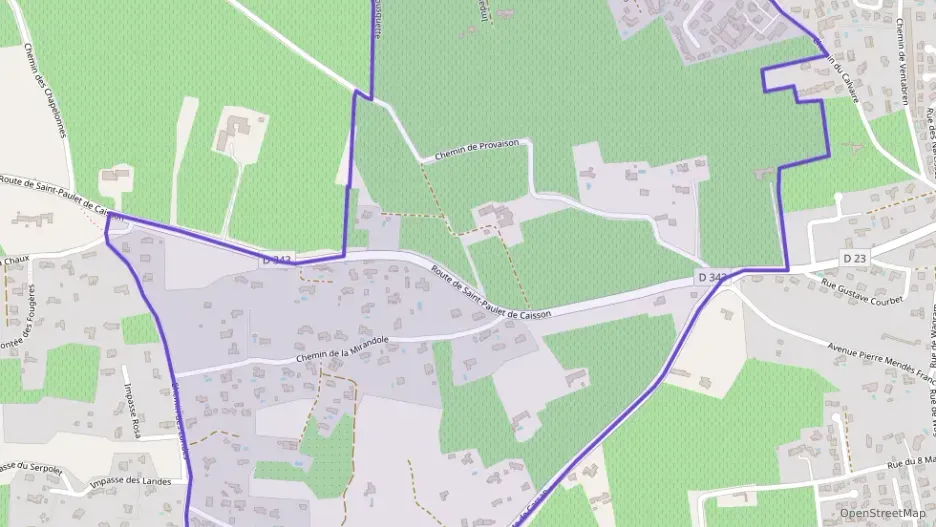 Maison 215 m² cinq pièces à vendre à Pont-Saint-Esprit Maison 215 m² cinq pièces à vendre à Pont-Saint-Esprit