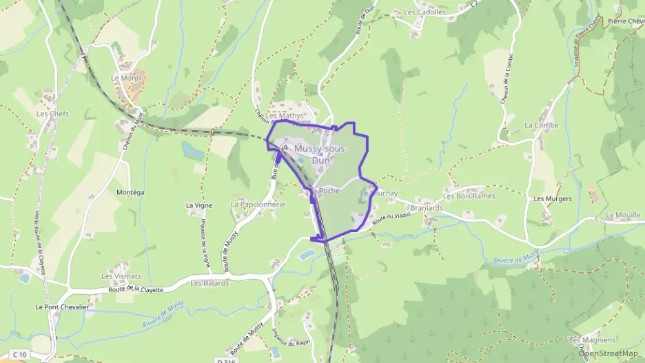 Maison 115 m² cinq pièces à vendre à Mussy-sous-Dun Maison 115 m² cinq pièces à vendre à Mussy-sous-Dun