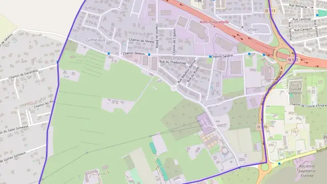 Maison 106 m² quatre pièces à vendre à Arles