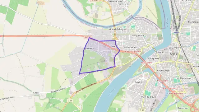 Maison 106 m² quatre pièces à vendre à Arles