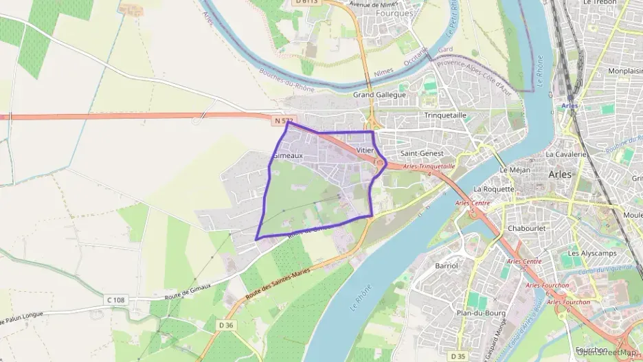 Maison 99 m² quatre pièces à vendre à Arles
