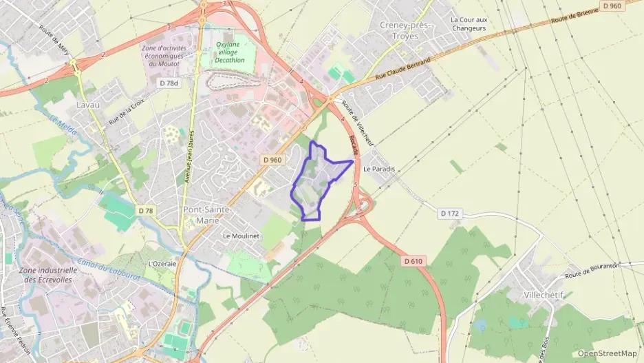 Maison 160 m² cinq pièces à vendre à Creney-près-Troyes Maison 160 m² cinq pièces à vendre à Creney-près-Troyes