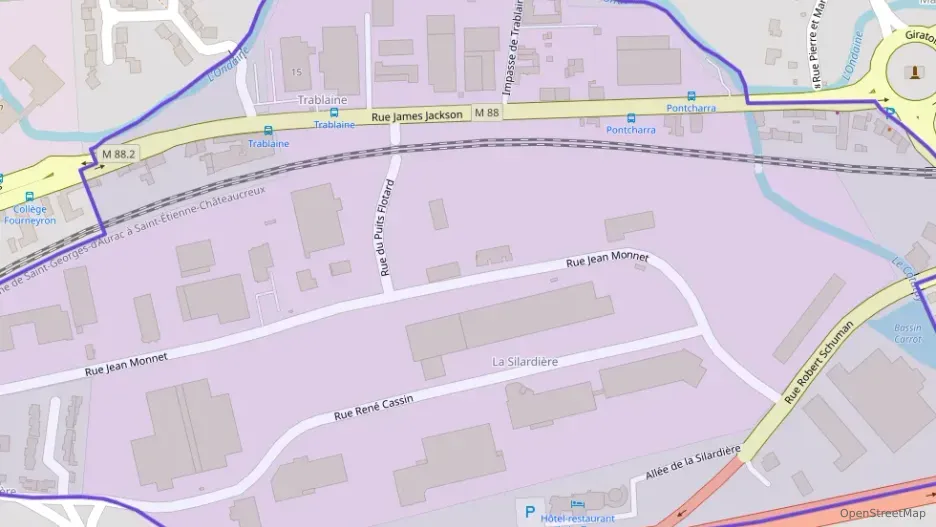 Maison 78 m² cinq pièces à vendre à Le Chambon-Feugerolles Maison 78 m² cinq pièces à vendre à Le Chambon-Feugerolles