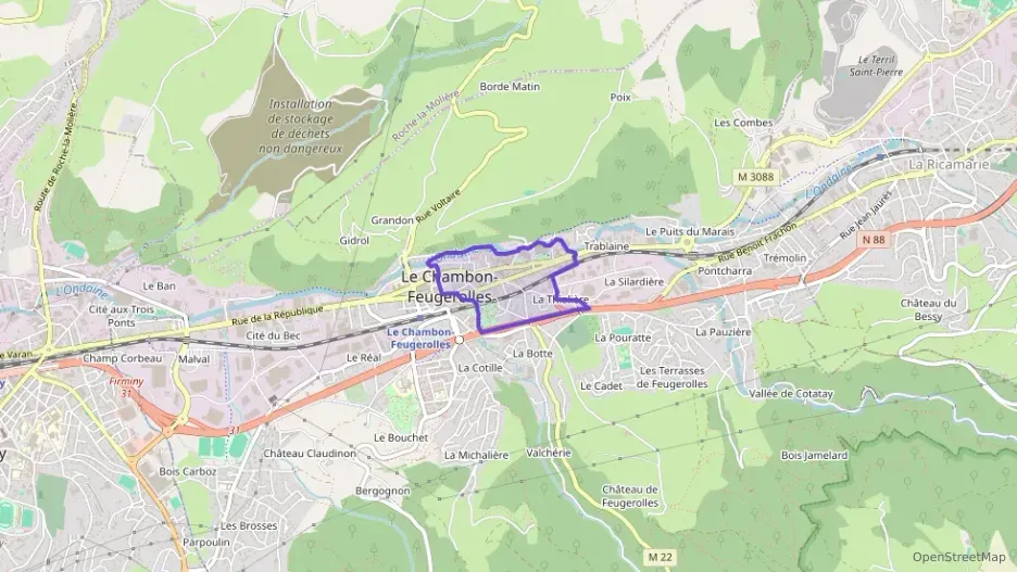 Maison 102 m² quatre pièces à vendre à Le Chambon-Feugerolles
