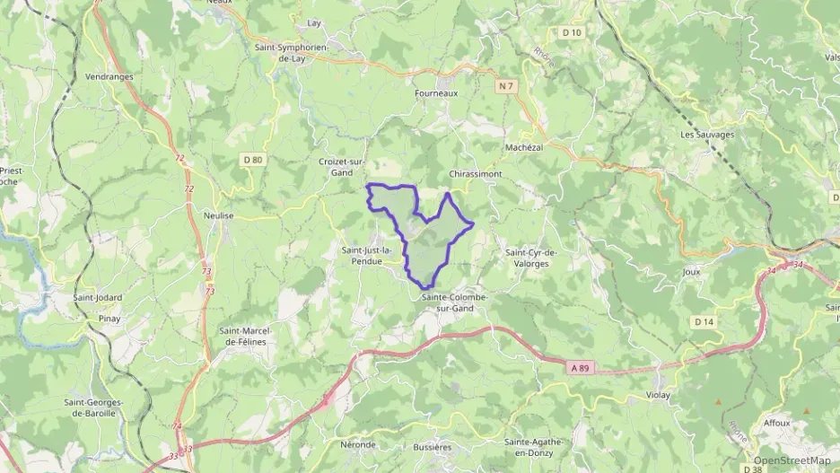 Maison 75 m² trois pièces à vendre à Saint-Just-la-Pendue Maison 75 m² trois pièces à vendre à Saint-Just-la-Pendue