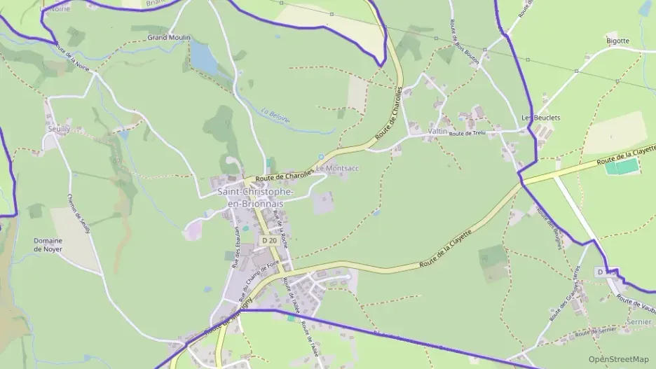 Maison 81 m² quatre pièces à vendre à Saint-Christophe-en-Brionnais Maison 81 m² quatre pièces à vendre à Saint-Christophe-en-Brionnais