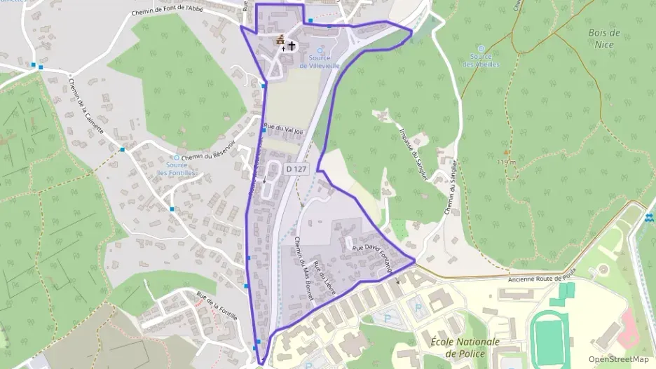 Maison 105 m² quatre pièces à vendre à Nîmes Maison 105 m² quatre pièces à vendre à Nîmes