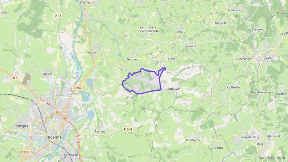 Maison 120 m² cinq pièces à vendre à Coutouvre Maison 120 m² cinq pièces à vendre à Coutouvre