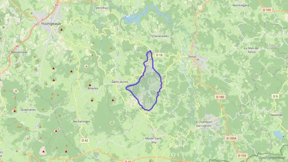 Maison 140 m² cinq pièces à vendre à Saint-Jeures