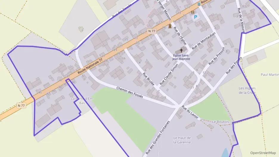 Maison 104 m² six pièces à vendre à Villeneuve-au-Chemin