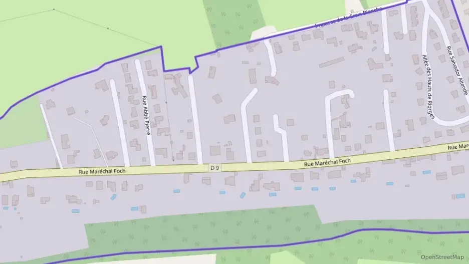 Maison 146 m² cinq pièces à vendre à Riorges Maison 146 m² cinq pièces à vendre à Riorges