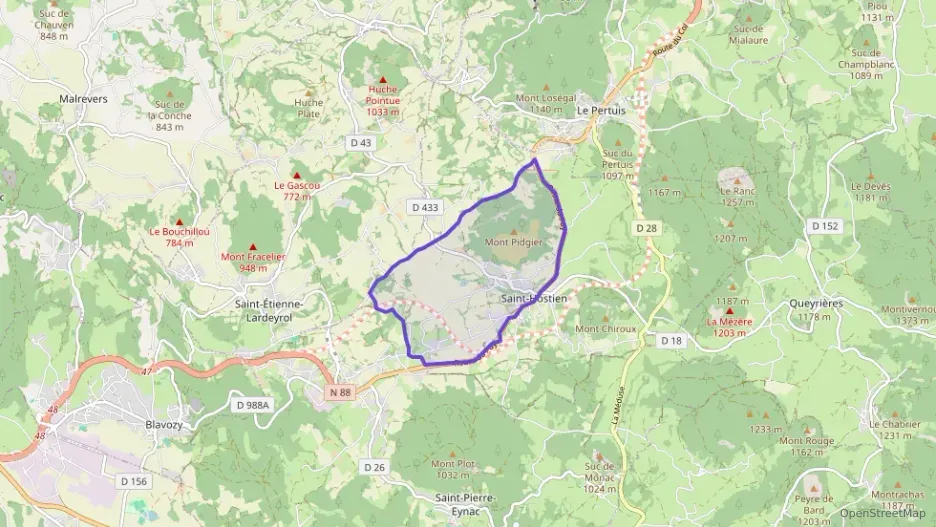 Maison 142 m² quatre pièces à vendre à Saint-Hostien Maison 142 m² quatre pièces à vendre à Saint-Hostien