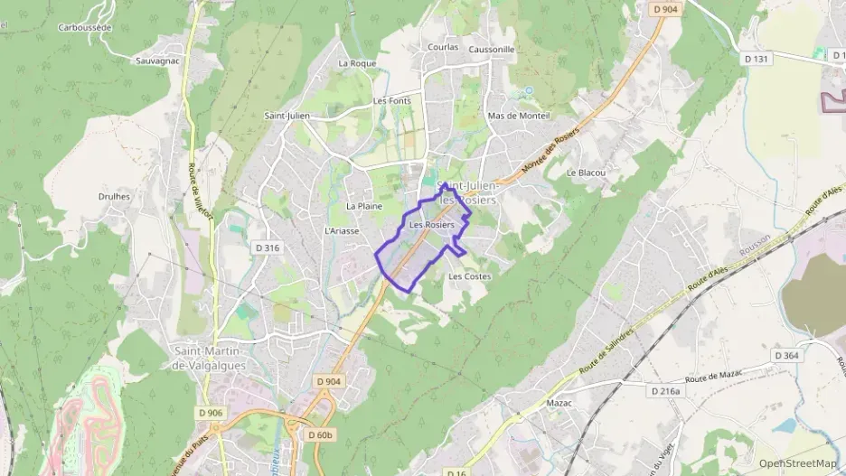 Maison 113 m² cinq pièces à vendre à Saint-Julien-les-Rosiers Maison 113 m² cinq pièces à vendre à Saint-Julien-les-Rosiers