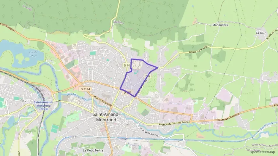 Maison 103 m² quatre pièces à vendre à Saint-Amand-Montrond Maison 103 m² quatre pièces à vendre à Saint-Amand-Montrond