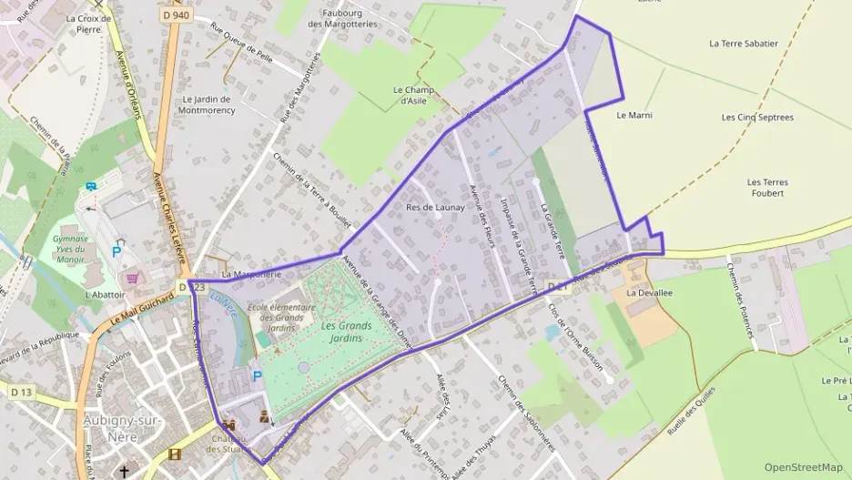 Maison 100 m² quatre pièces à vendre à Aubigny-sur-Nère Maison 100 m² quatre pièces à vendre à Aubigny-sur-Nère