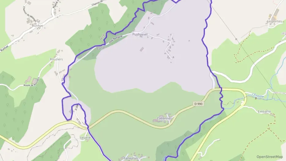 Maison 110 m² quatre pièces à vendre à Carlat Maison 110 m² quatre pièces à vendre à Carlat