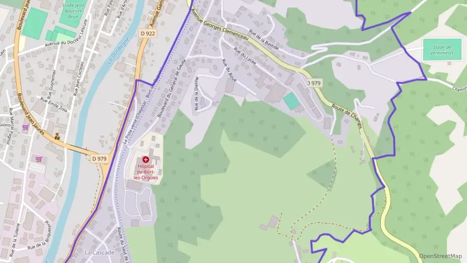 Maison 100 m² six pièces à vendre à Bort-les-Orgues