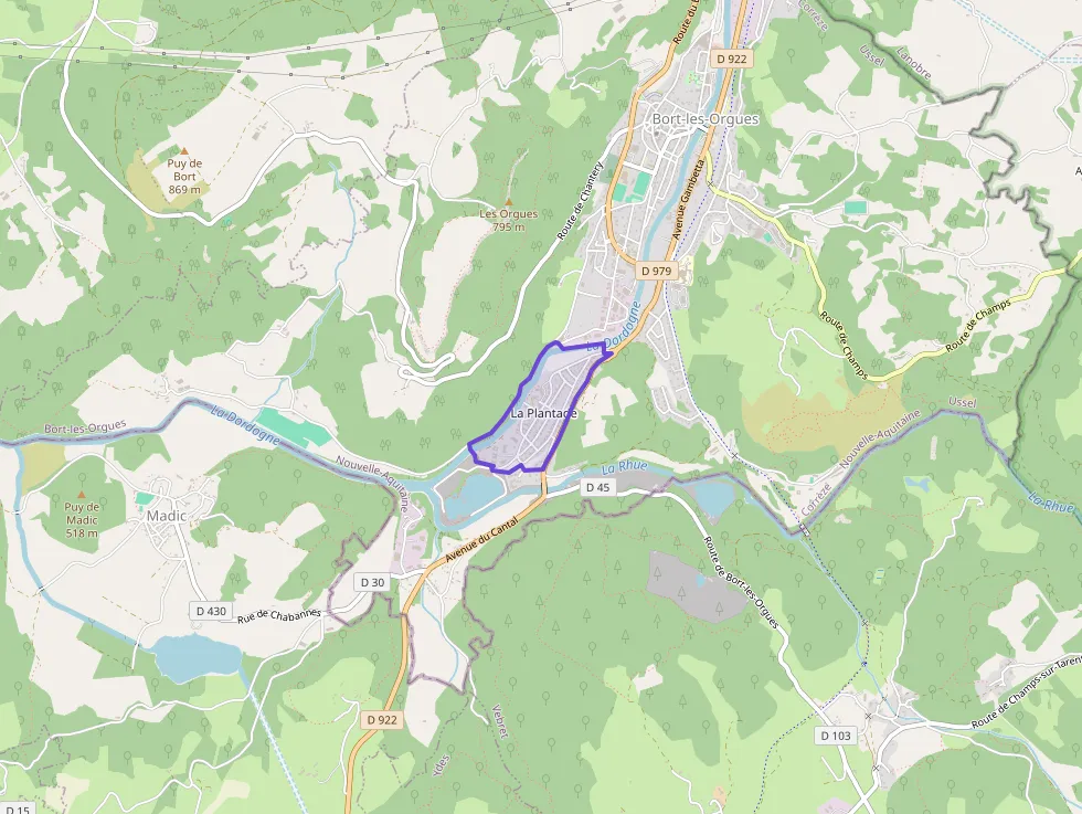 Maison 74 m² quatre pièces à vendre à Bort-les-Orgues