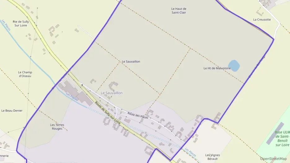 Maison 179 m² sept pièces à vendre à Saint-Benoît-sur-Loire Maison 179 m² sept pièces à vendre à Saint-Benoît-sur-Loire