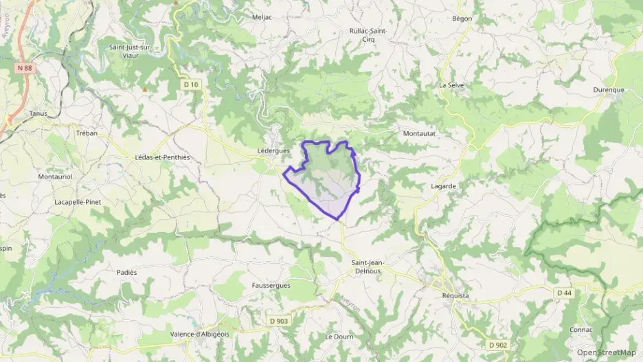 Maison 100 m² trois pièces à vendre à Lédergues Maison 100 m² trois pièces à vendre à Lédergues