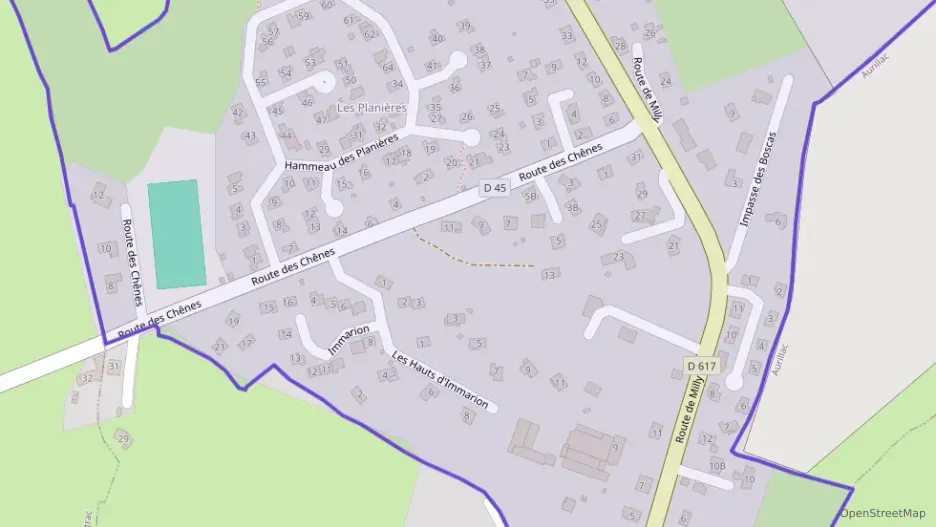 Maison 90 m² quatre pièces à vendre à Arpajon-sur-Cère Maison 90 m² quatre pièces à vendre à Arpajon-sur-Cère