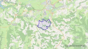 Maison 120 m² six pièces à vendre à Roannes-Saint-Mary Maison 120 m² six pièces à vendre à Roannes-Saint-Mary