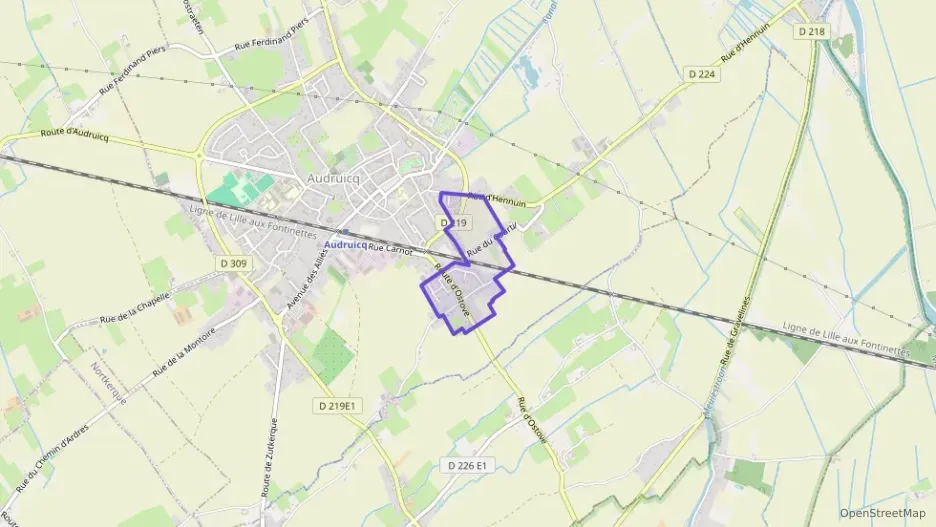 Maison 100 m² cinq pièces à vendre à Audruicq Maison 100 m² cinq pièces à vendre à Audruicq